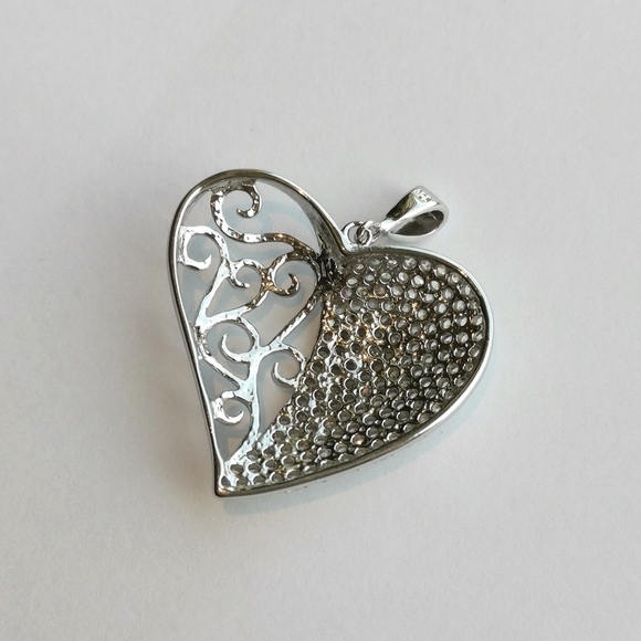 Heart pendant in Sterling Silver filigree and pave set cz - Picture 4 of 7